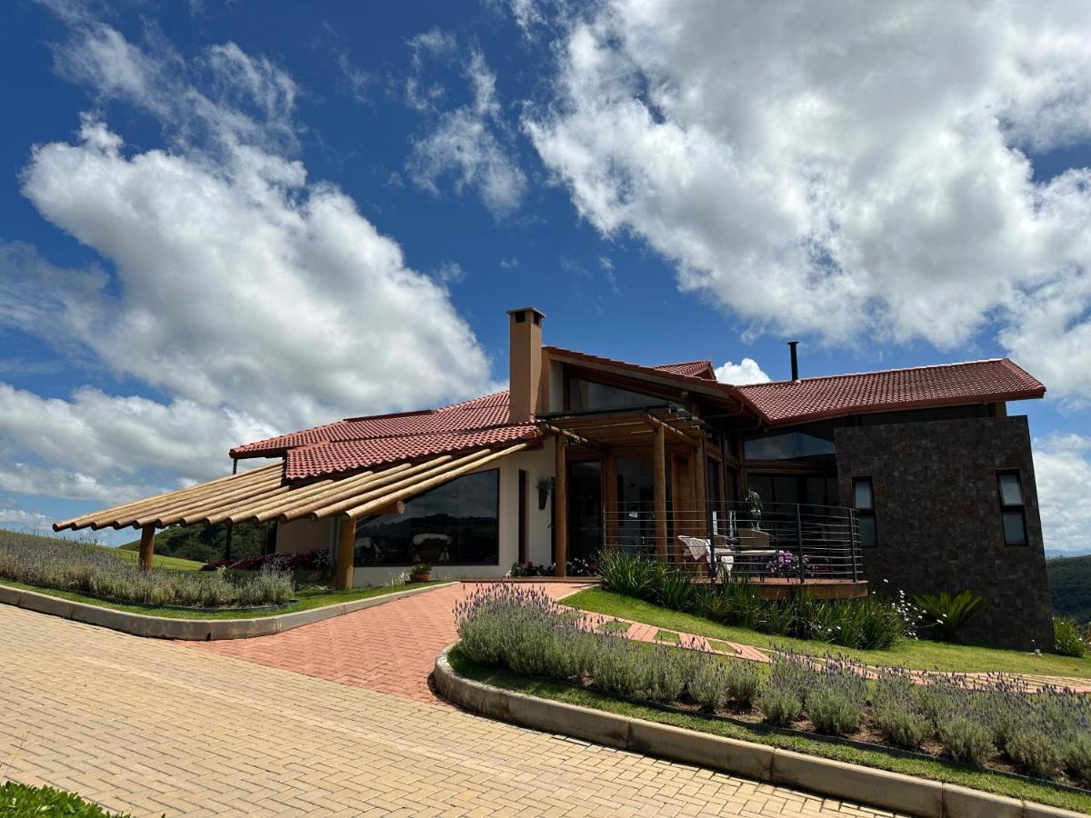 Lavandas De Cunha Pousada Boutique Hotel Exterior photo